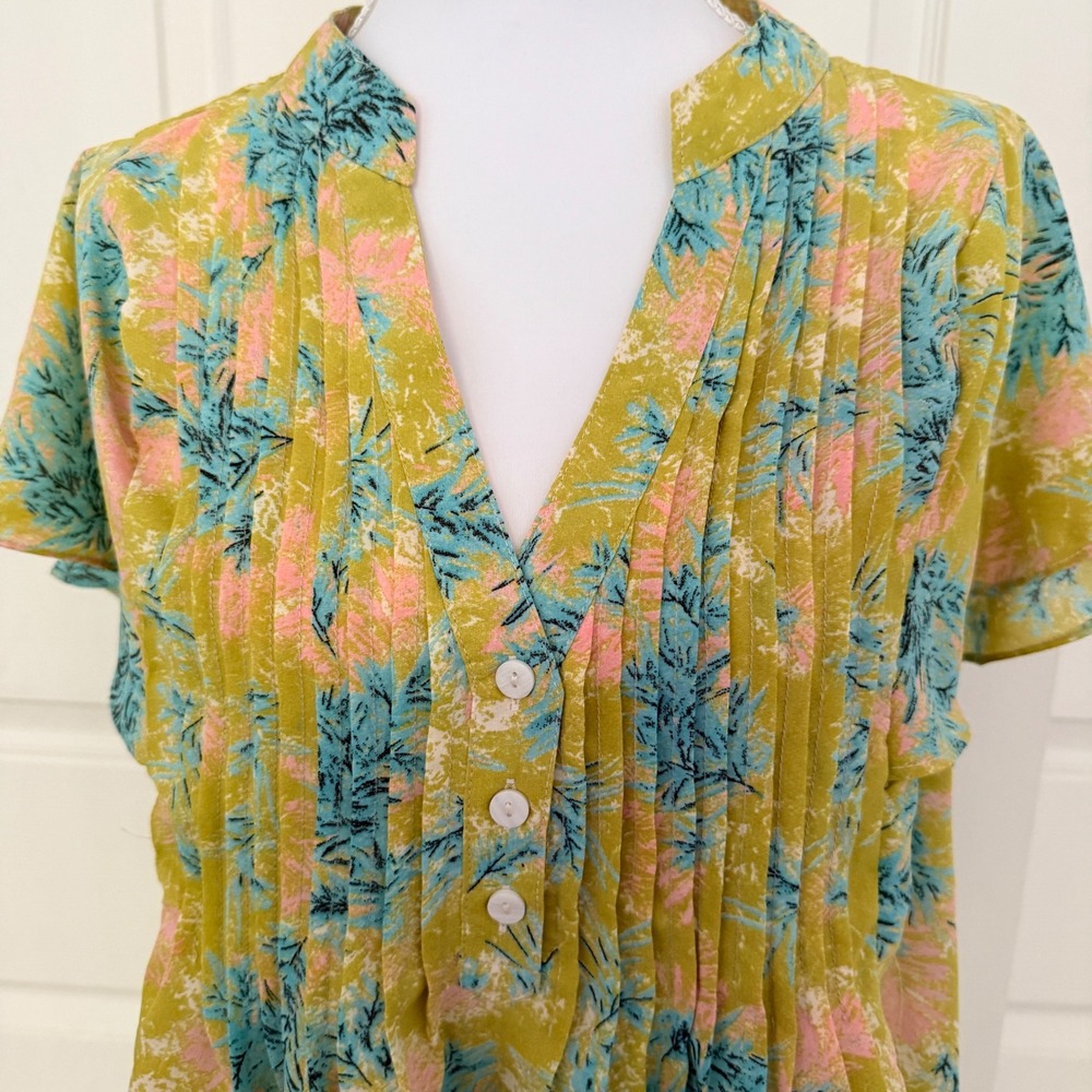 Entro Blouse Womens Large Yellow Floral Pintuck Pleated Short Sleeve T22871 - Picture 3 of 9